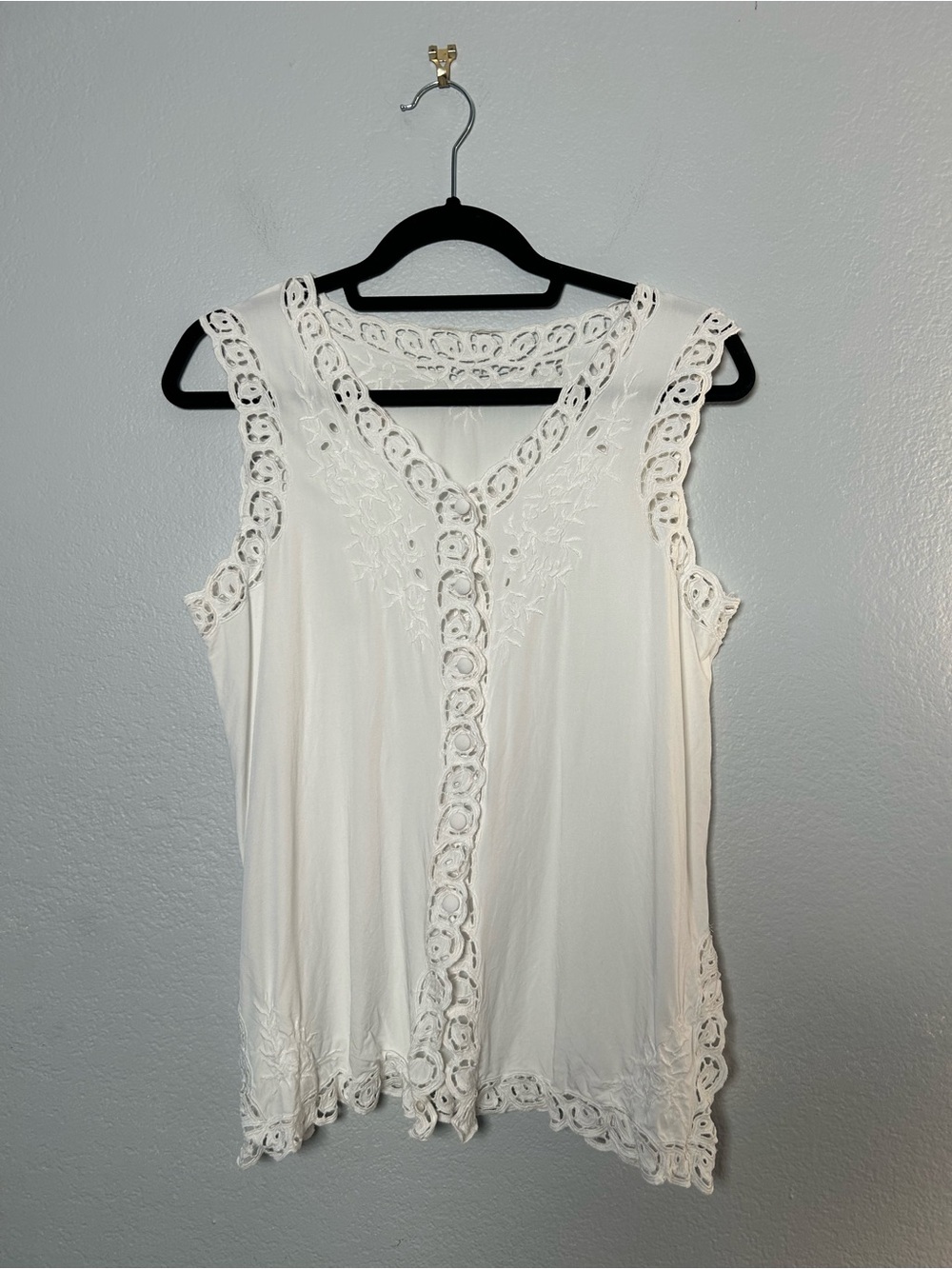 Cottagecore Lace Trim White Sleeveless button down Women's Tank Top Blouse M/L